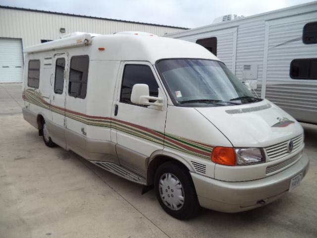 2000 Winnebago Winnebago